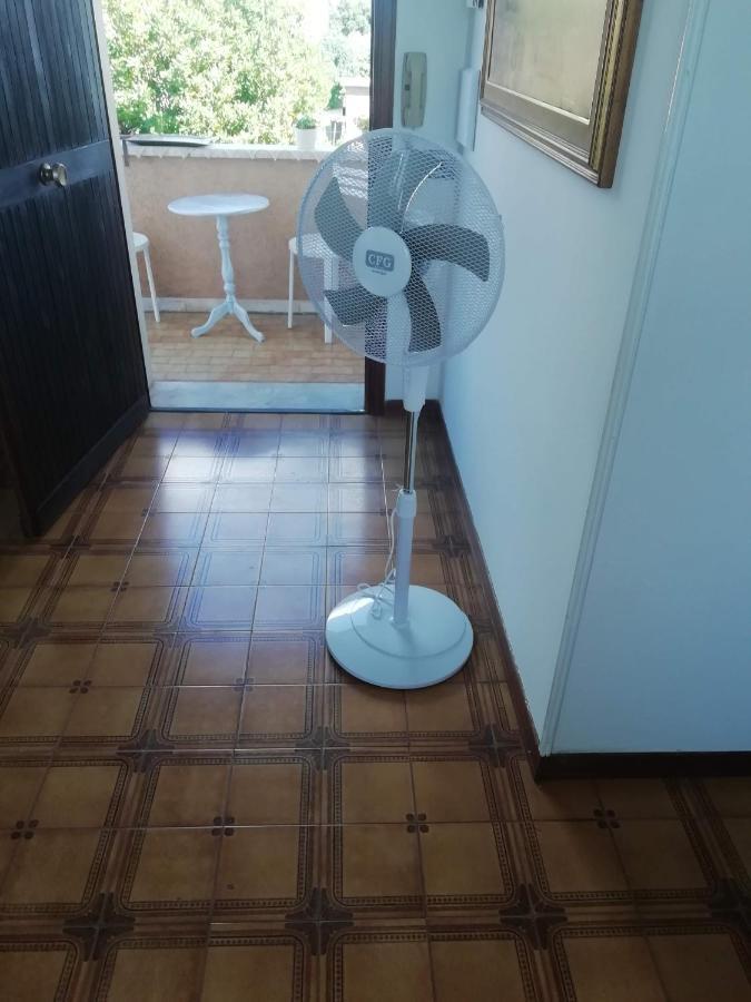 ונטורינה טרמה La Casetta Dei Grilli - Accanto Alle Terme Di Venturina E 10" Dal Mare מראה חיצוני תמונה